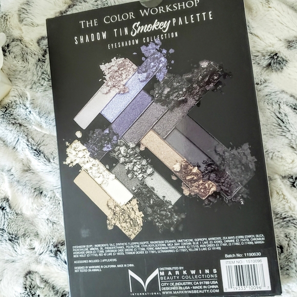 🛑SOLD FREE W/ $35 ORDER Smokey Eyeshadow Palette - Picture 3 of 3